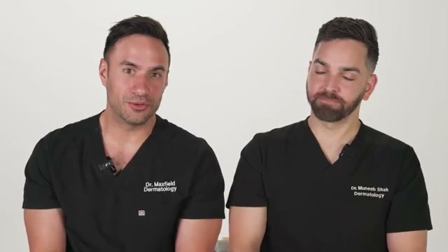doctorly mentioning LABORÉ Sensitive Skin Care BiomeProtect Acne & Oil Correct Physical Sunscreen at 10:04 in their YouTube video