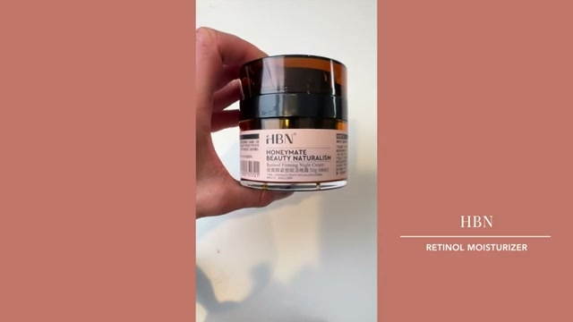 @dr.jennyliu reviewing HBN Retinol Moisturizer at 09:32 in a YouTube Shorts video