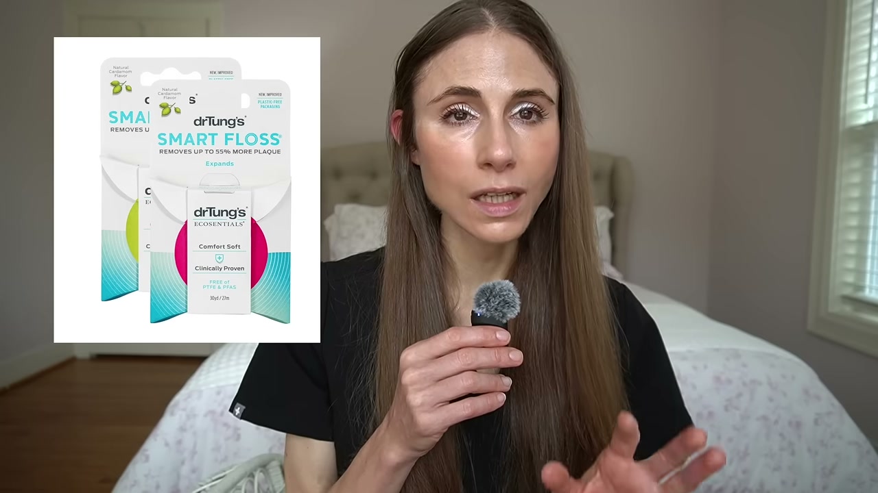 @drdrayzday reviewing Drtung's Smart Floss at 02:31 in a YouTube Shorts video