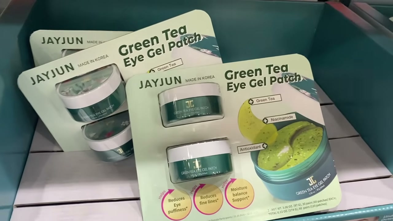 @drdrayzday reviewing Jayjun Green Tea Eye Gel Patch at 15:30 in a YouTube Shorts video