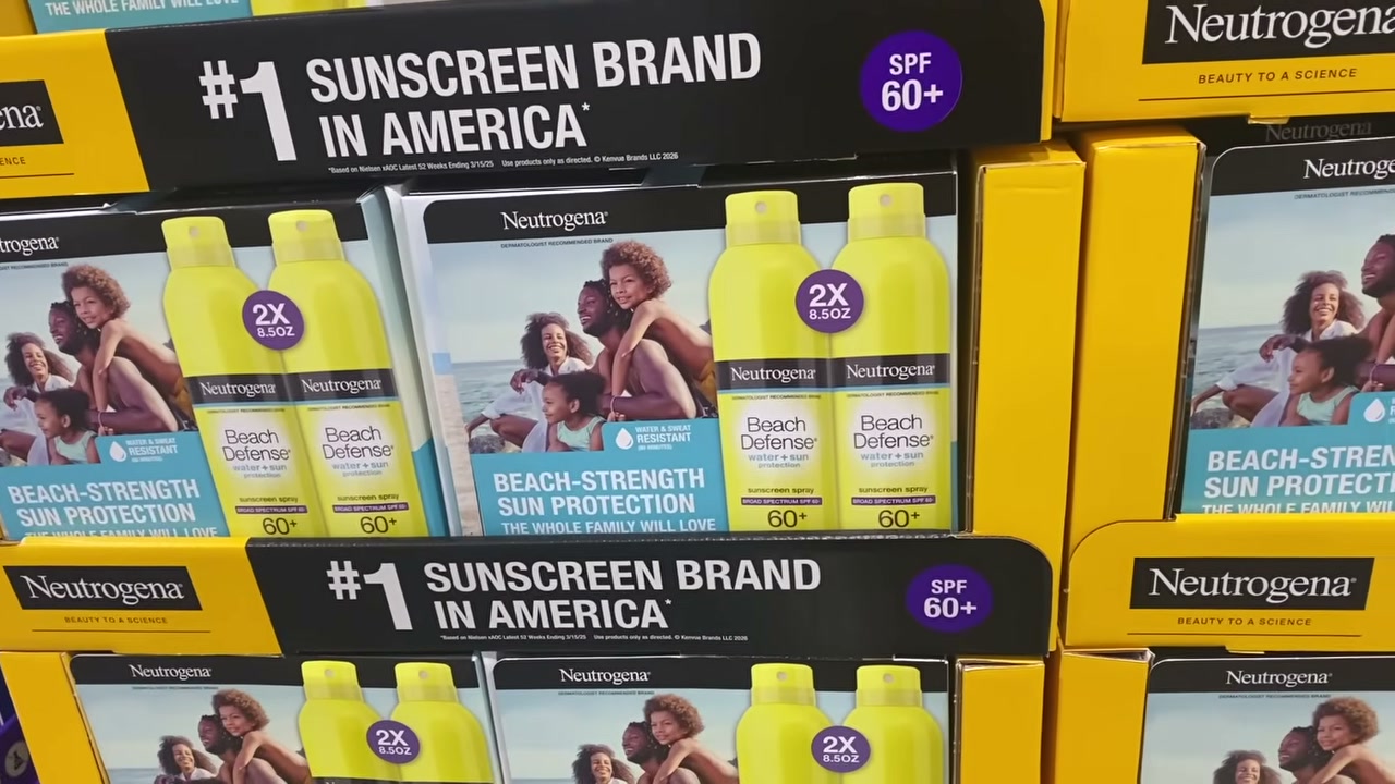 @drdrayzday reviewing Neutrogena Beach Defense SPF 60 Sunscreen Spray at 09:15 in a YouTube Shorts video
