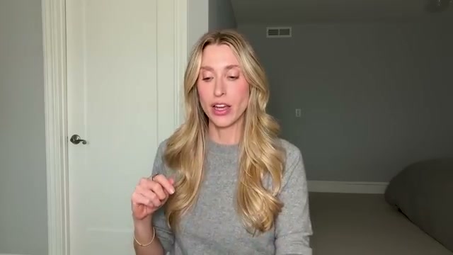 @drsamellis reviewing Crown Affair The Brush No. 001 at 18:13 in a YouTube Shorts video