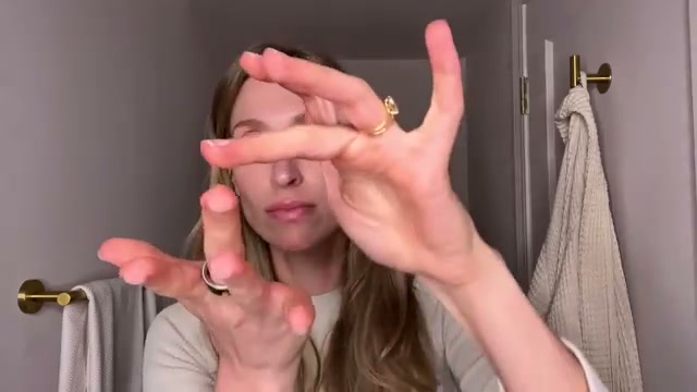 @drsamellis reviewing e.l.f. Cosmetics Power Grip Primer at 07:10 in a YouTube Shorts video