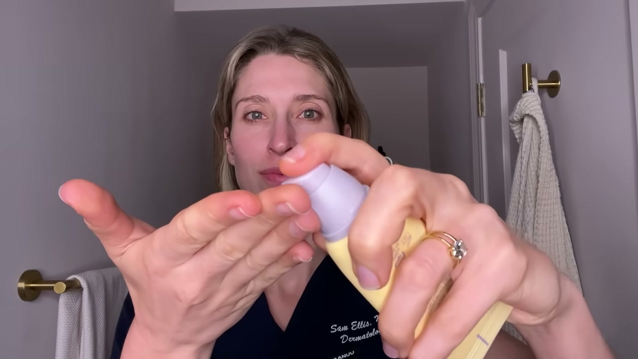 @drsamellis reviewing Haruharu Wonder Black Rice Moisture Airyfit Daily Sunscreen SPF 50+ at 06:06 in a YouTube Shorts video