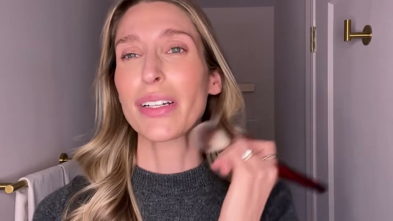 Ambient Lighting Bronzer