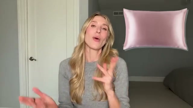 @drsamellis reviewing SLIP Zippered Silk Pillowcase at 16:49 in a YouTube Shorts video