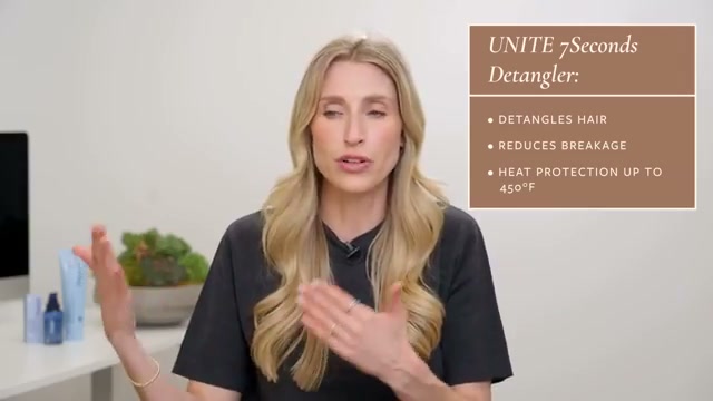 @drsamellis reviewing UNITE HAIR 7-Seconds Detangler at 07:58 in a YouTube Shorts video