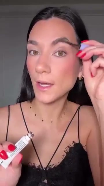 drugstoremaven mentioning e.l.f. Cosmetics Liquid Velvet Eyeshadow at 01:20 in their YouTube video