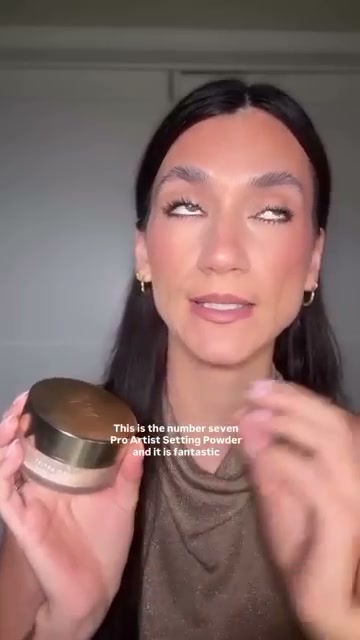 @drugstoremaven reviewing No7 Pro Artist Set The Scene Loose Setting Powder at 02:47 in a YouTube Shorts video