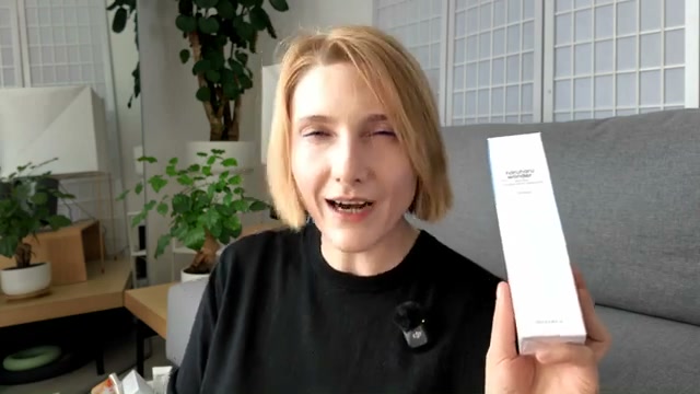 @editbyekat reviewing Haruharu Wonder Black Rice Triple AHA Gentle Cleansing Gel at 04:56 in a YouTube Shorts video