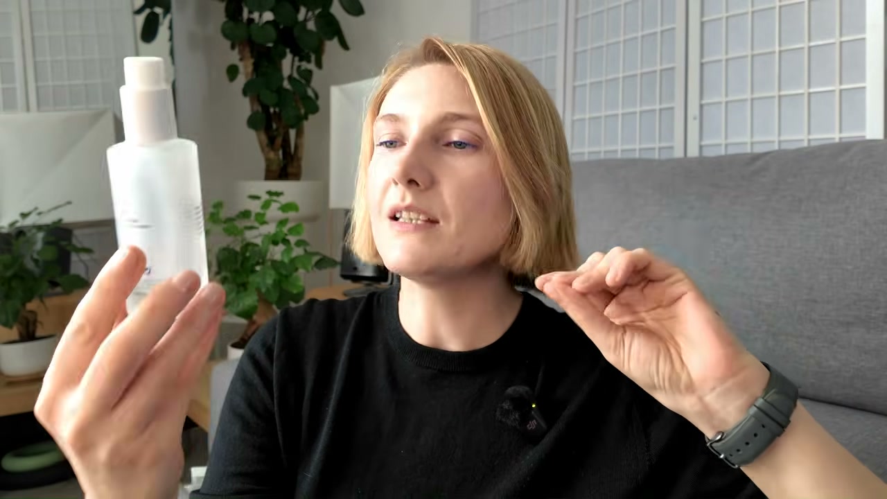 @editbyekat reviewing Transparent Lab Pure Glycerin Face Serum at 17:51 in a YouTube Shorts video