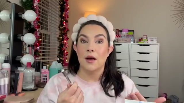 @emilynoel83 reviewing Benefit Cosmetics Precisely, My Brow Pencil at 10:03 in a YouTube Shorts video