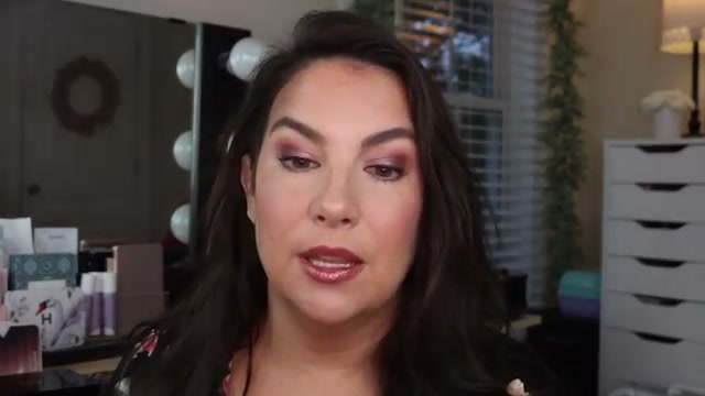 @emilynoel83 reviewing Catrice Soft Glam Baked Blush at 08:16 in a YouTube Shorts video