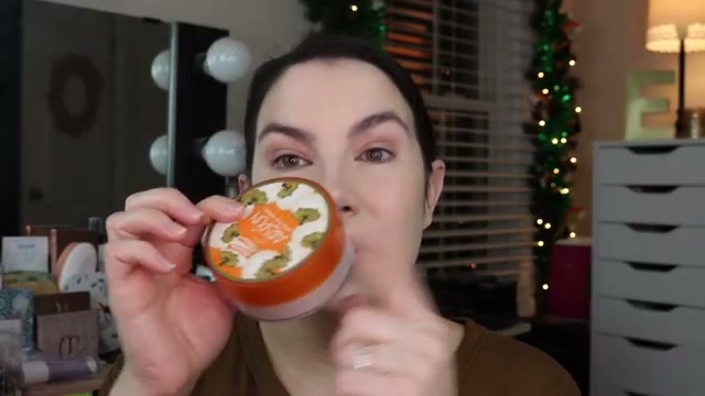 @emilynoel83 reviewing Coty Airspun Loose Face Powder Extra Coverage at 06:36 in a YouTube Shorts video