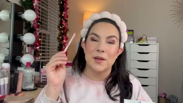 @emilynoel83 reviewing CoverGirl Clean Fresh Nano Brow Pencil at 10:35 in a YouTube Shorts video