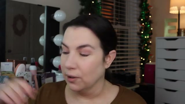 @emilynoel83 reviewing CoverGirl Clean Invisible Powder at 08:09 in a YouTube Shorts video