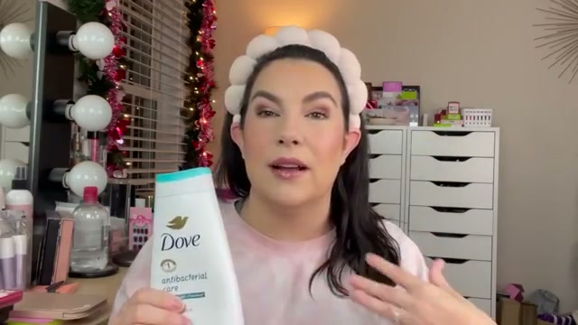 @emilynoel83 reviewing Dove Antibacterial Care Body Wash at 03:04 in a YouTube Shorts video