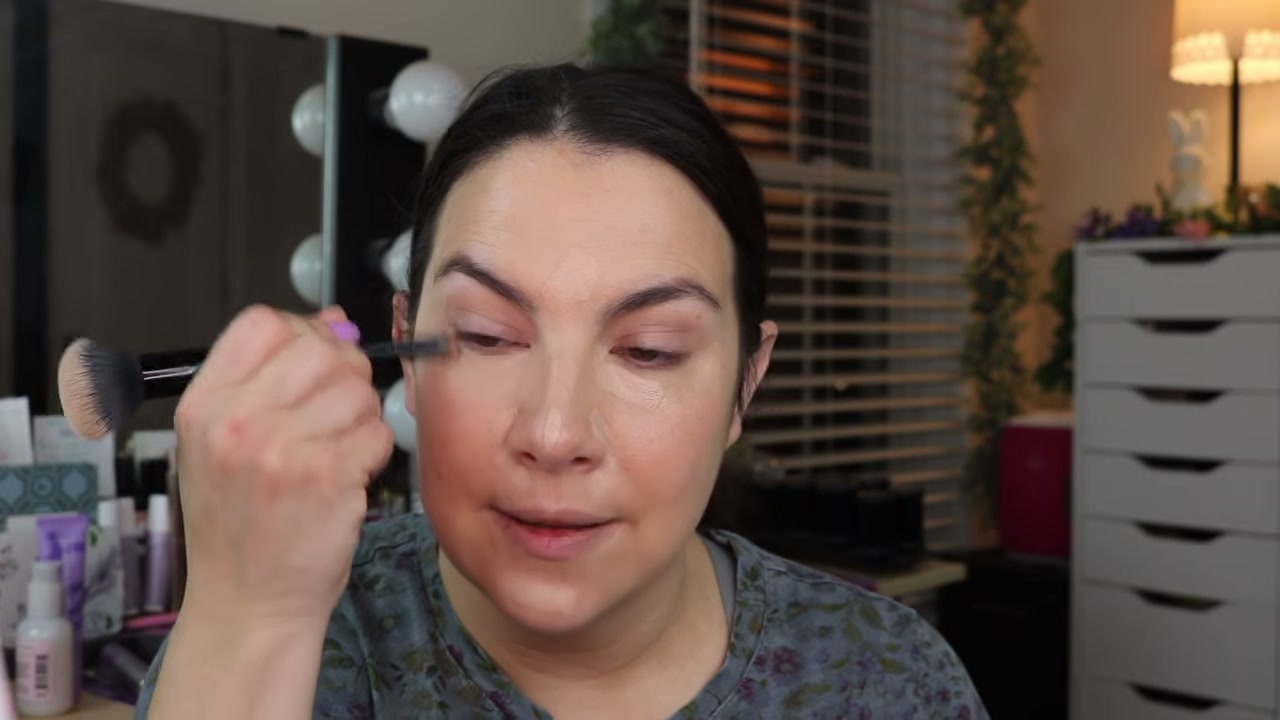 @emilynoel83 reviewing e.l.f. Cosmetics Complexion Duo Brush at 04:11 in a YouTube Shorts video