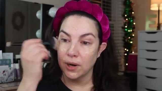 @emilynoel83 reviewing e.l.f. Cosmetics Complexion Duo Brush at 02:49 in a YouTube Shorts video