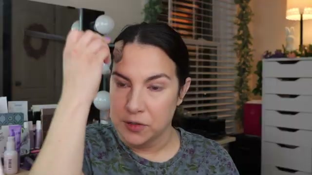 @emilynoel83 reviewing e.l.f. Cosmetics Contour Palette at 08:33 in a YouTube Shorts video