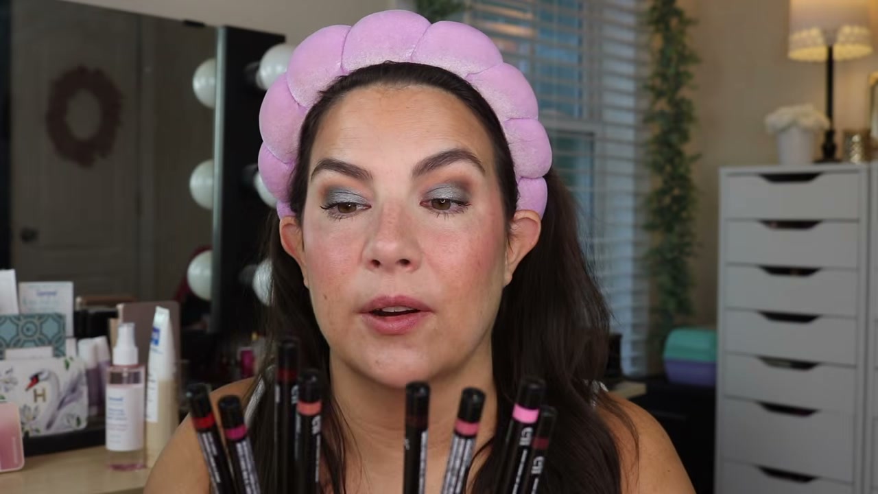 @emilynoel83 reviewing e.l.f. Cosmetics Main Stain Lip Marker at 17:16 in a YouTube Shorts video