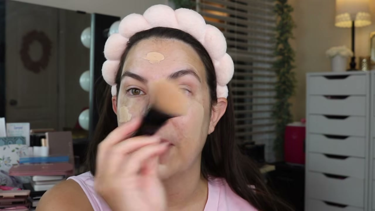 Smooth Swipe Angled Foundation Brush
