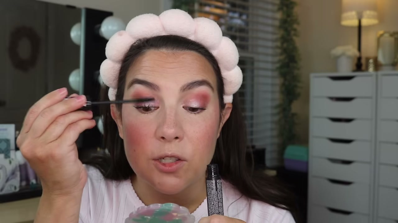 @emilynoel83 reviewing Essence Lash Without Limits Tubing Mascara at 21:40 in a YouTube Shorts video