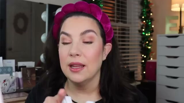 @emilynoel83 reviewing Glossier Eyeshadow Trio at 08:45 in a YouTube Shorts video