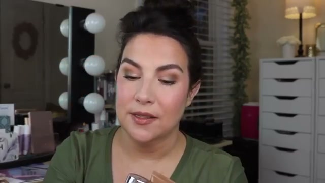 @emilynoel83 reviewing Hourglass Vanish Airbrush Concealer at 16:09 in a YouTube Shorts video