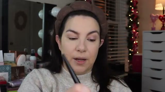 @emilynoel83 reviewing L.A. Colors Matte Bronzer at 07:34 in a YouTube Shorts video