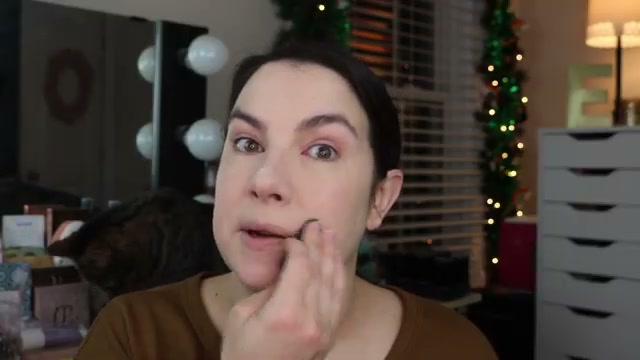 @emilynoel83 reviewing Maybelline Fit Me Matte & Poreless Pressed Powder at 07:23 in a YouTube Shorts video