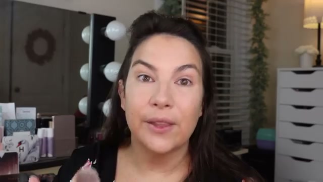 @emilynoel83 reviewing Maybelline Superstay Hybrid Powder Foundation at 07:03 in a YouTube Shorts video