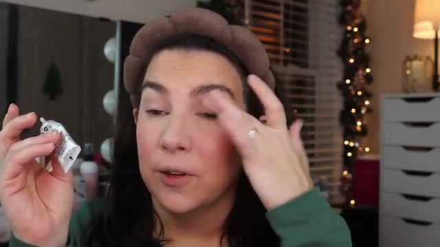 @emilynoel83 reviewing Milani Eyeshadow Primer at 09:50 in a YouTube Shorts video