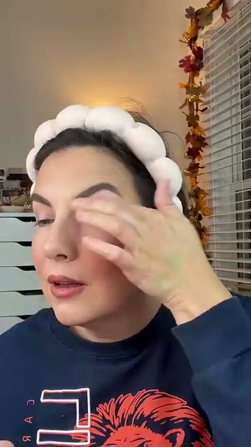 Stay Put Eyeshadow Primer