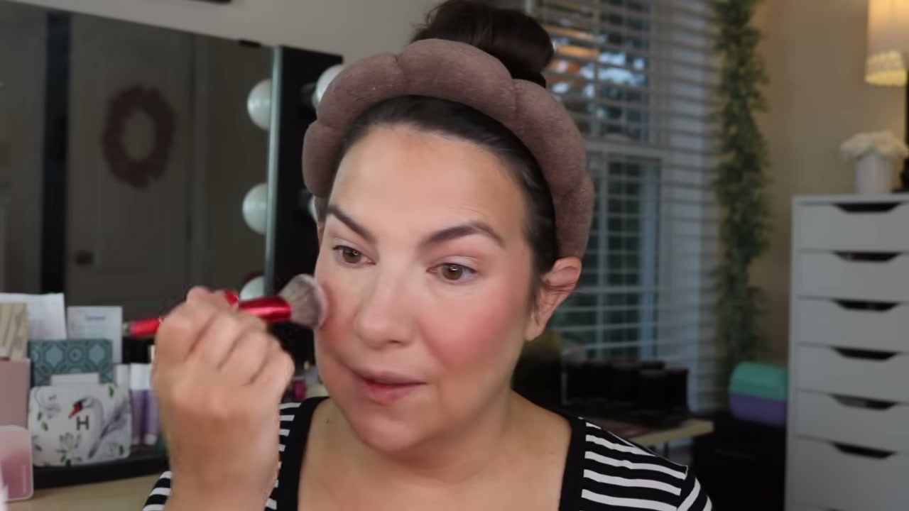 @emilynoel83 reviewing Morphe Cheek Thrills Face Trio at 09:47 in a YouTube Shorts video