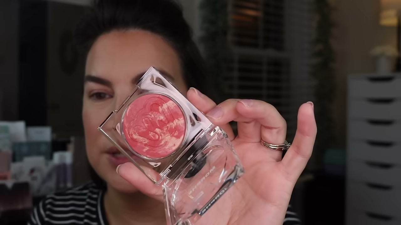 Cloudlight Soft Glow Diffused Blush