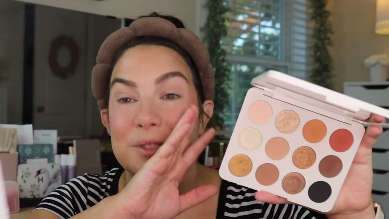 @emilynoel83 reviewing Morphe Flickering Sands Eyeshadow Palette at 20:41 in a YouTube Shorts video