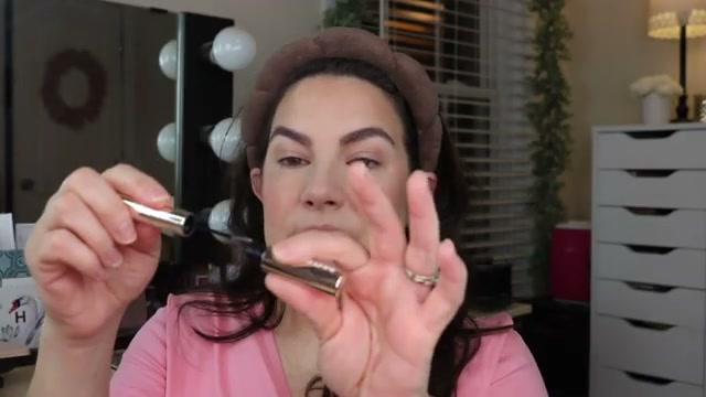 emilynoel83 mentioning Morphe Micro Manager Gripping Brow Gel at 07:20 in their YouTube video