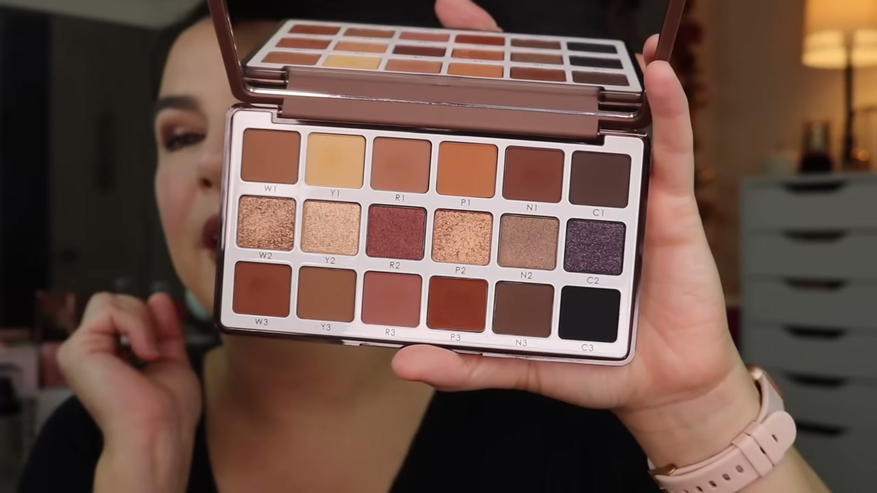 Eye Sculpt Texture & Tone Eyeshadow Palette