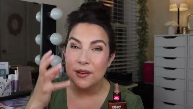 @emilynoel83 reviewing SEPHORA COLLECTION PRO Blush Brush #93 at 11:41 in a YouTube Shorts video