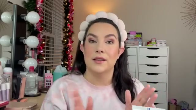 @emilynoel83 reviewing Supergoop! Every Single Face SPF 50 at 06:15 in a YouTube Shorts video