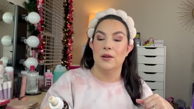 @emilynoel83 reviewing The Ordinary Caffeine Solution Undereye at 04:55 in a YouTube Shorts video