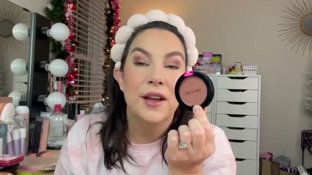 @emilynoel83 reviewing Wet n Wild Color Icon Blush at 02:19 in a YouTube Shorts video