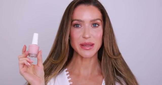 @erinnicoletv reviewing Dazzle Dry Nail Polish System at 12:30 in a YouTube Shorts video