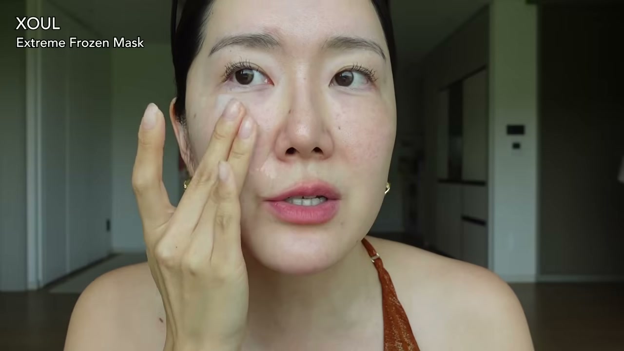 @euniunni reviewing XOUL Extreme Frozen Mask at 16:51 in a YouTube Shorts video