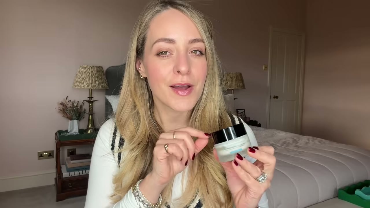 A.G.E. Advanced Eye Cream