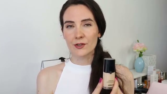 @frenchforaday reviewing Armani Beauty Luminous Silk Natural Glow Blurring Liquid Foundation at 10:22 in a YouTube Shorts video