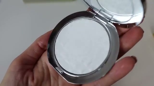 Forever Nude Radiant Filter