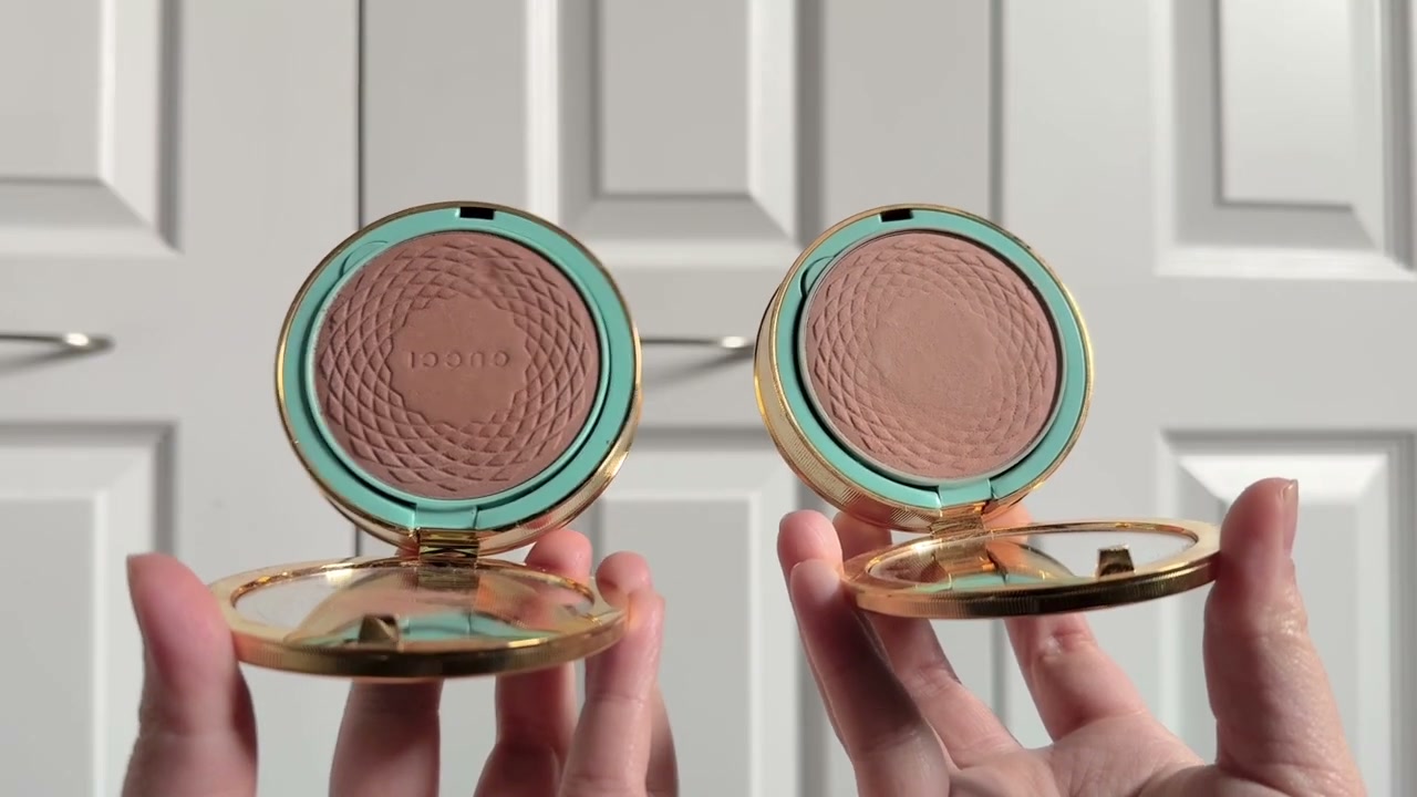 @girlythelazy reviewing Gucci Sunkissed Glow Powder Bronzer at 07:41 in a YouTube Shorts video