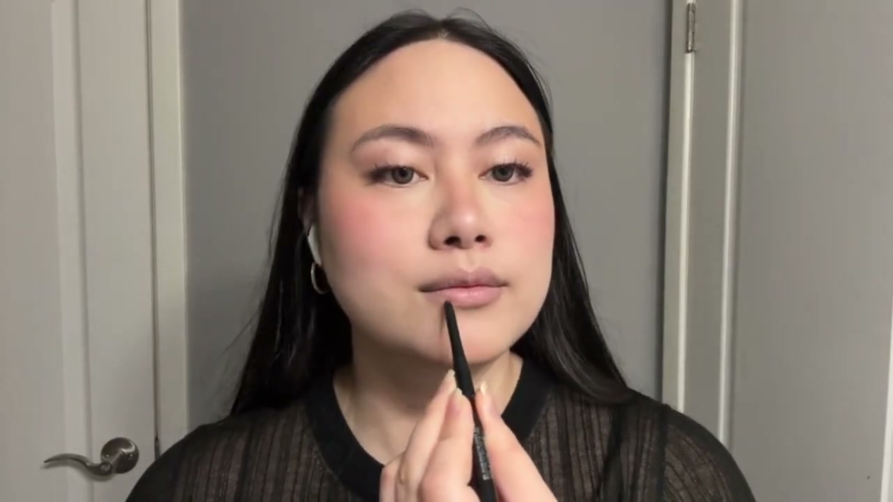 Color Sensational Shaping Lip Liner